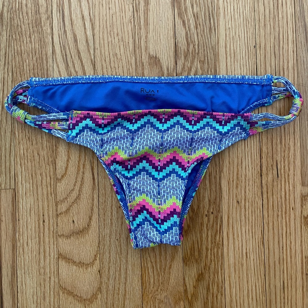 Roxy Bikini Bottoms with Side Detail - Medium